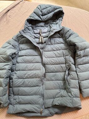 lululemon athletica | Jackets & Coats | Lululemon Hooded Insulated
